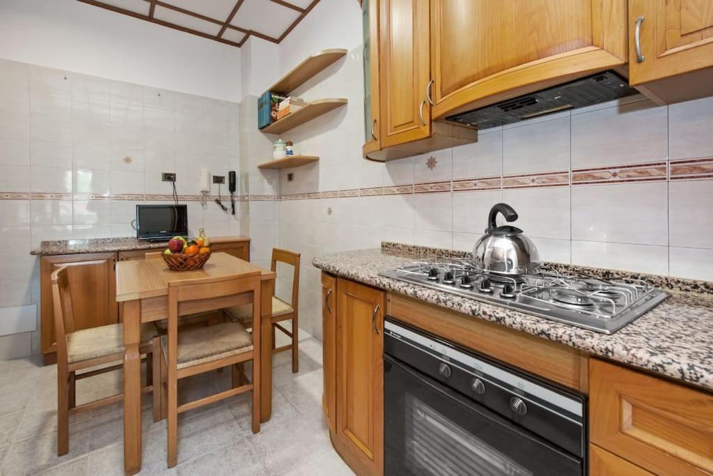 Domus Patrizia Romana 6 Persone Экстерьер фото